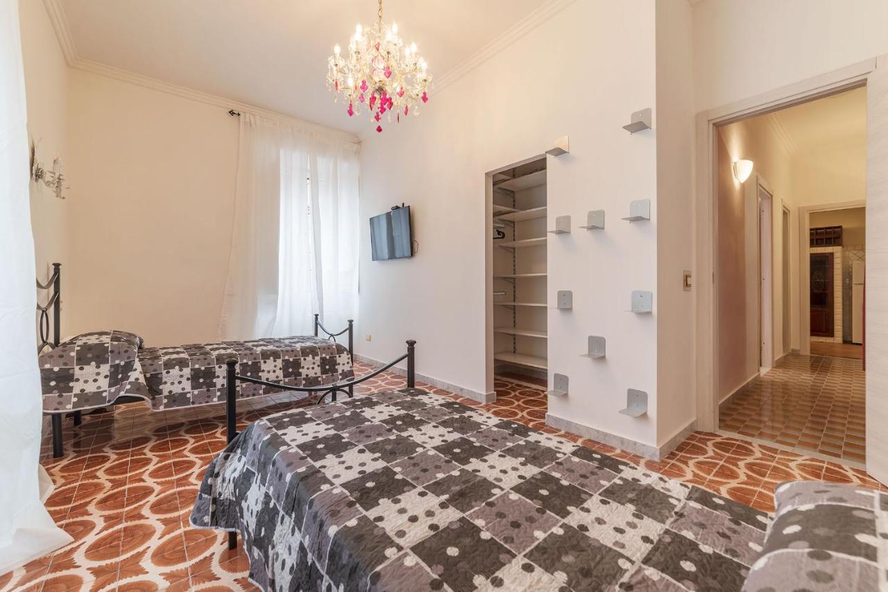 Piramide & Testaccio Design Flat Рим Экстерьер фото